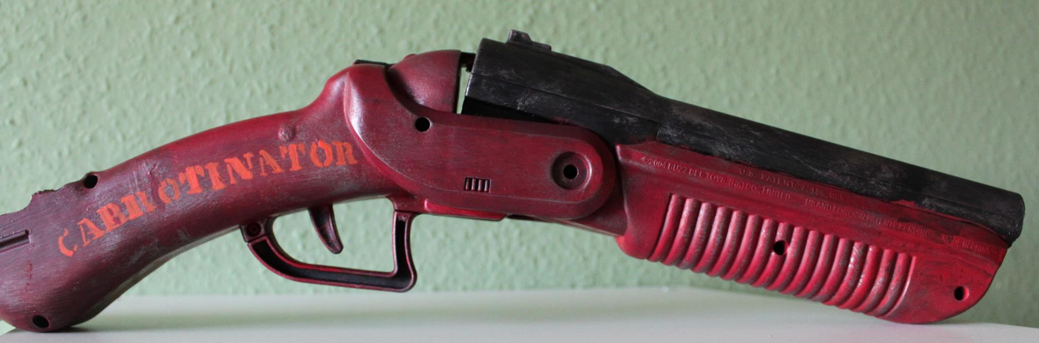 Die ultimative und extra aus China importierte Waffe gegen Medeter-Zombies
